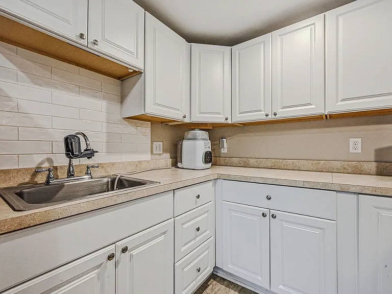 1 Waltham St — Photo 12