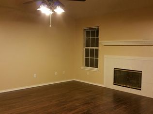6104 8th St, Lubbock, TX 79416