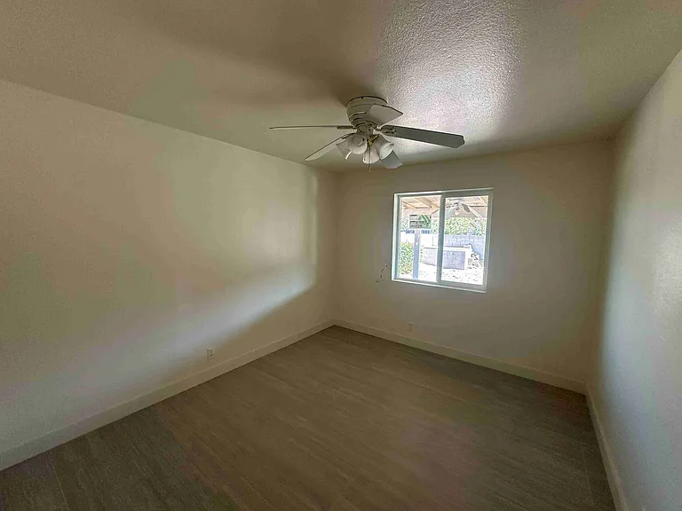 1127 W Frito Ave — Photo 18