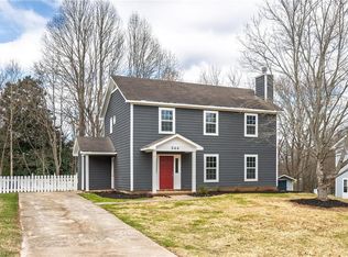 544 Covington Ridge Rd, Winston Salem, NC 27107