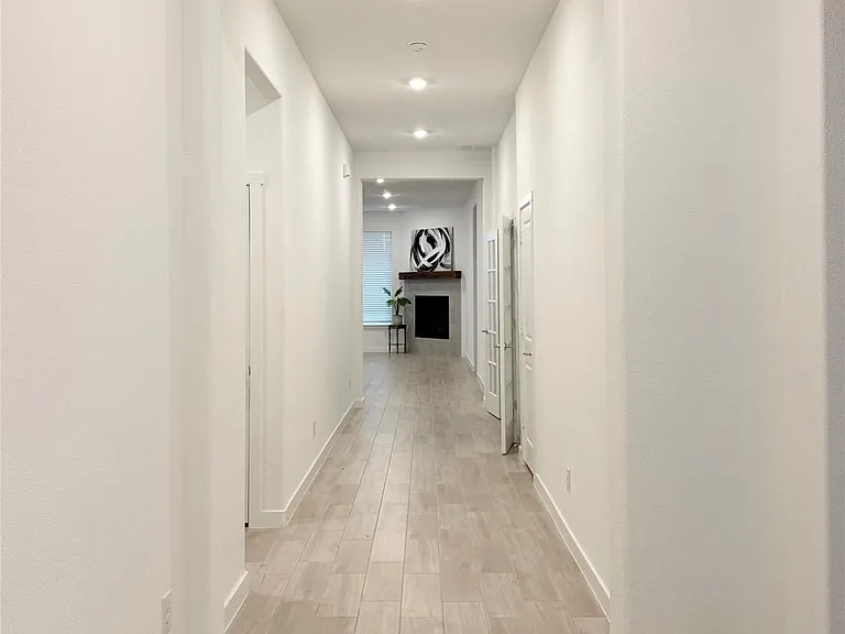 541 Breeds Hill Rd — Photo 3
