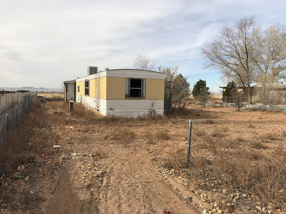 1st image of 11 Osage Dr