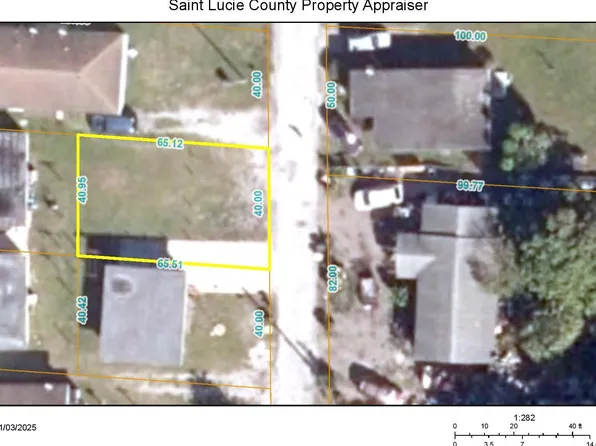 1211 N 16th Court, Fort Pierce, FL 34950