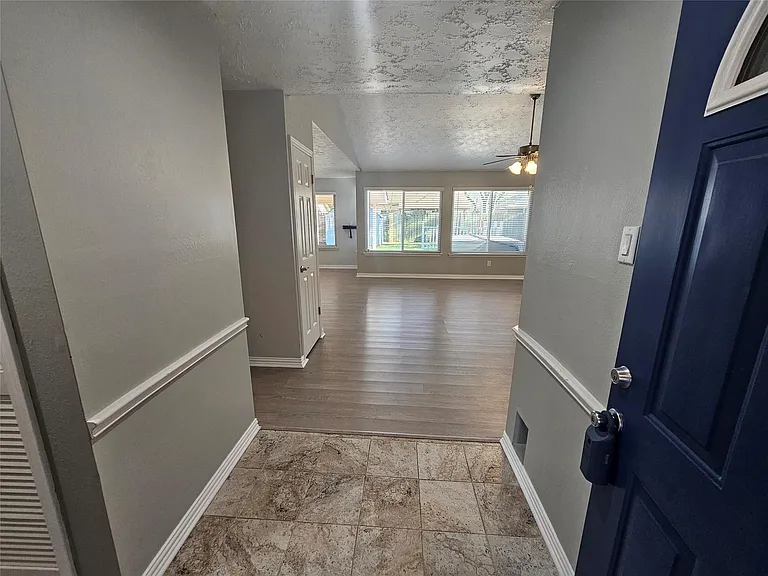 23915 Tayloe House Ln — Photo 3