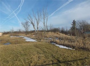 S Elms Rd, Flint, MI 48532
