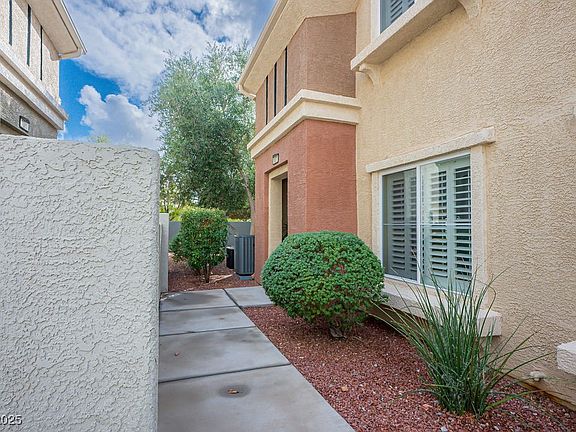 2nd image of 10809 Garden Mist Dr APT 1077