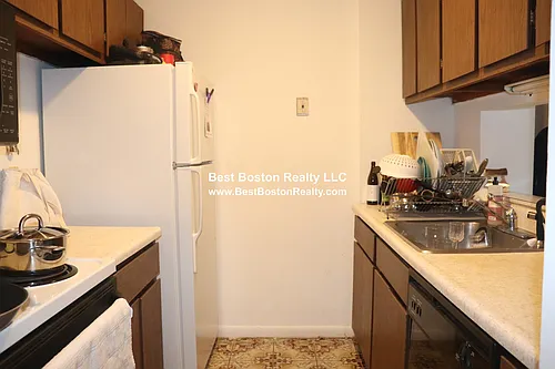 41 Belmont St #25 Photo 1