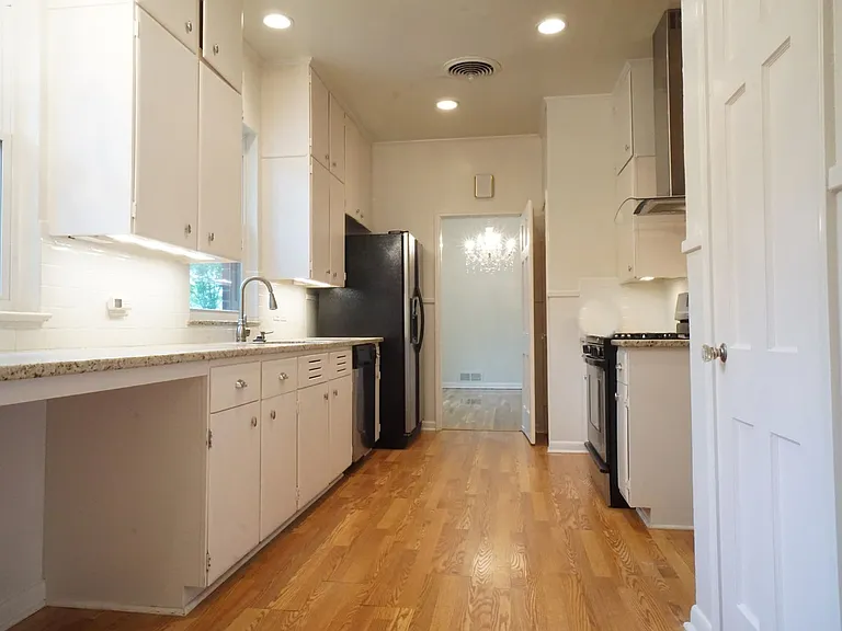 149 Downing Dr — Photo 11