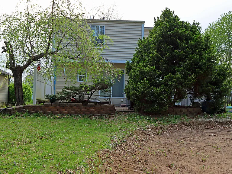1686 Jupiter Ave — Photo 42