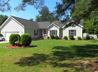 860 Scenic Dr, Loris, SC 29569