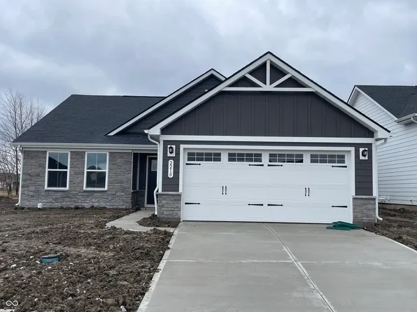 2210 Walnut Fork Dr, Whitestown, IN 46075