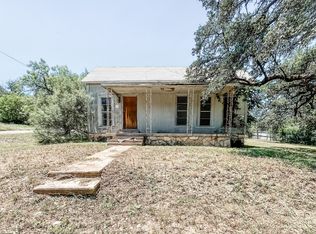 306 S Cypress St, Menard, TX 76825
