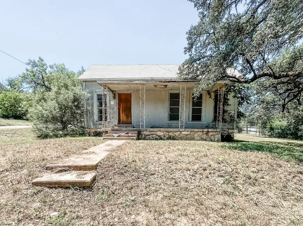 306 S Cypress St, Menard, TX 76825
