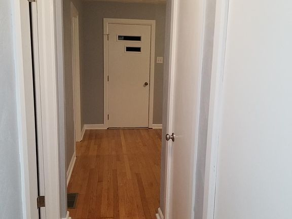 4th image of 2410 Howard Ave NE