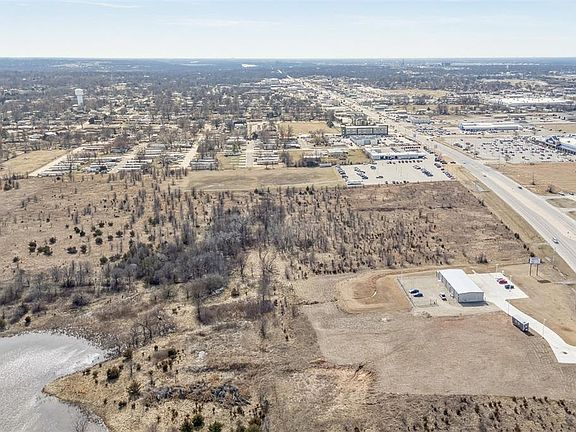 3rd image of 14th Street & E Hubbard Rd