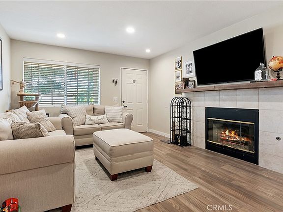 4th image of 1195 Fitzgerald Rd APT G