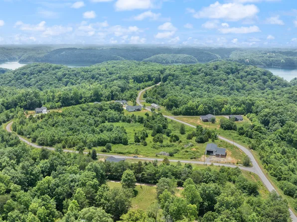 119 Kelley Cir, Nancy, KY 42544