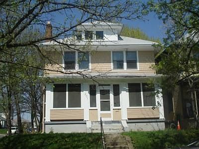 2nd image of 201 E Fairview Ave