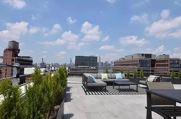 Rented by Compass | media 16