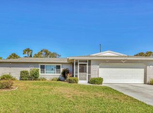 6732 Keystone Dr, Sarasota, FL 34231