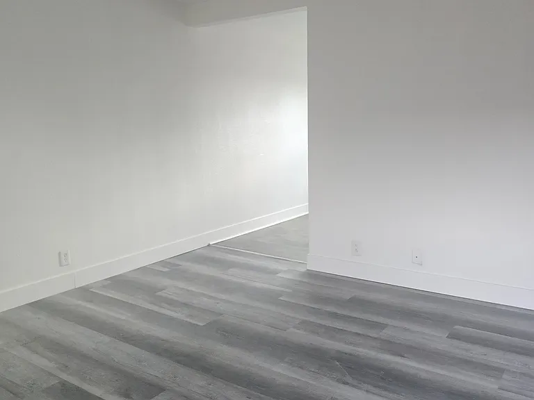 1422 W 146th St #6A — Photo 1