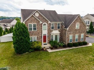 6 Clover Hollow Rd, Easton, PA 18045
