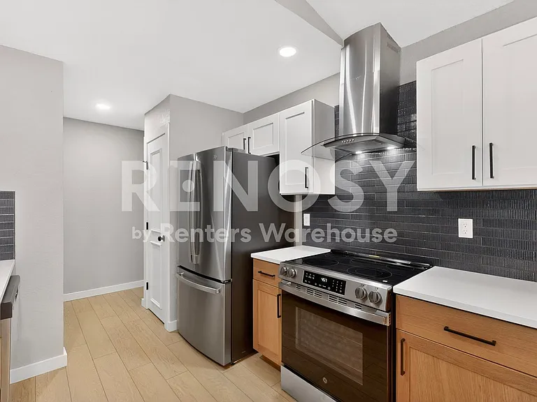 1408 Seely St — Photo 10