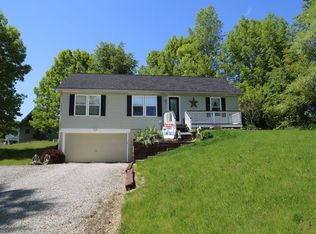 227 Heatherwood Dr, Howard, OH 43028