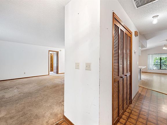 4th image of 652 Marlin Rd