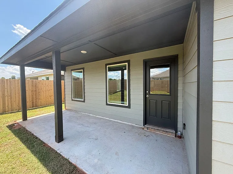 2932 Firefly Dr — Photo 18