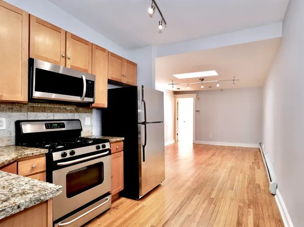 345 7th Street image 5 of 11