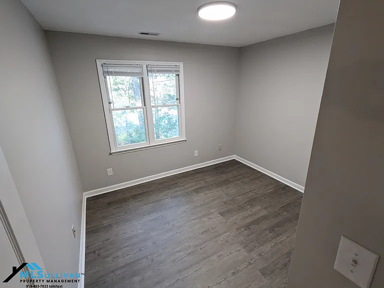4424 American Dr — Photo 15