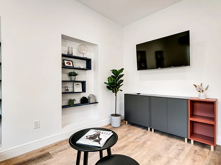1734 SW 23rd St #3 — Photo 11