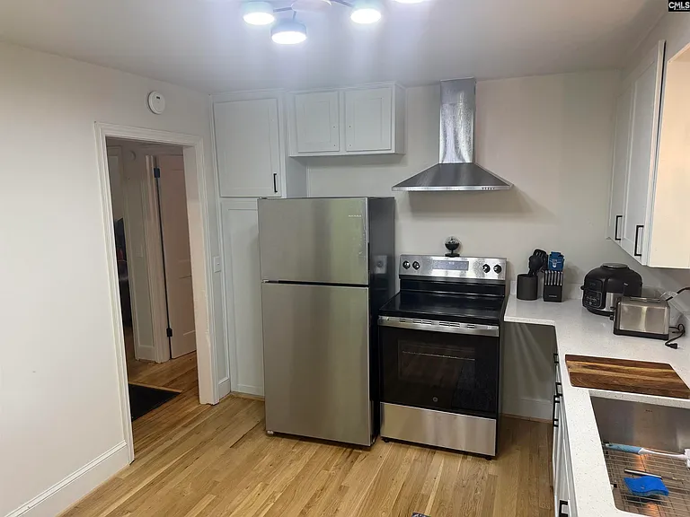 720 Deerwood St — Photo 5