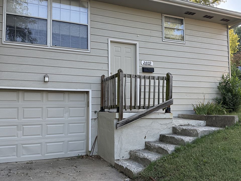 1st image of 2409 S Park Ave