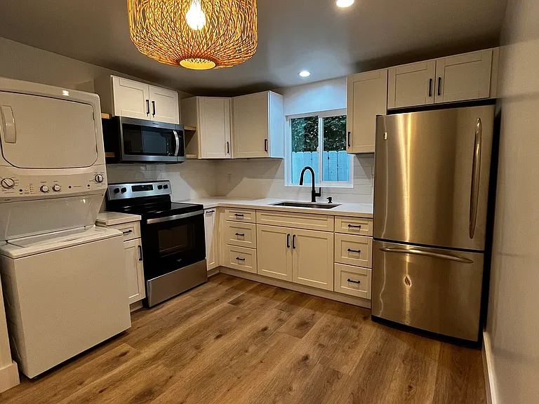 Eugenia Dr — Photo 1