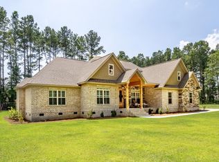 3040 Lowerlake Dr, Sumter, SC 29150