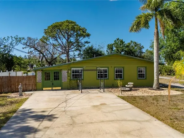 8035 Hillman Ave, Punta Gorda, FL 33982