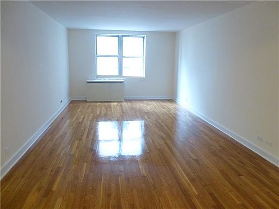 5th image of 30 E End Ave APT 4M