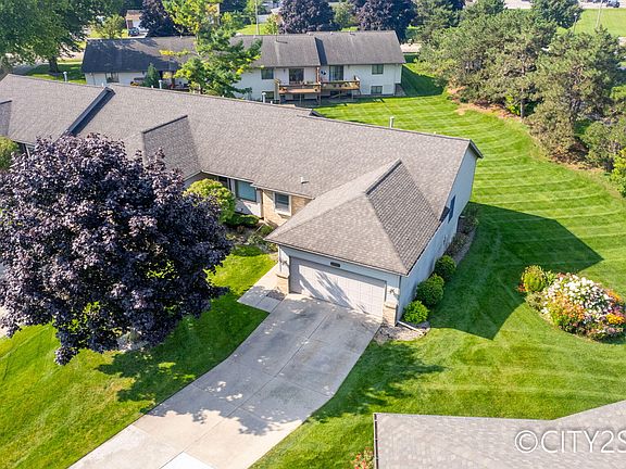 2nd image of 4313 Crest Creek Ct SW