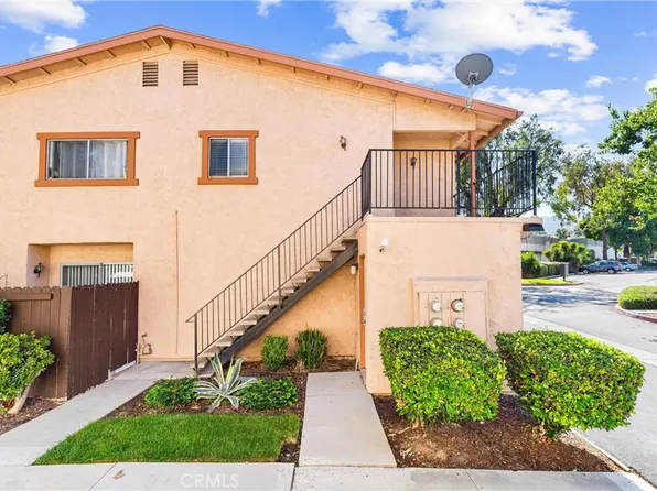 1382 Via Santiago, Corona, CA 92882
