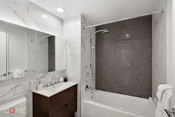 Rented by CORE | media 35