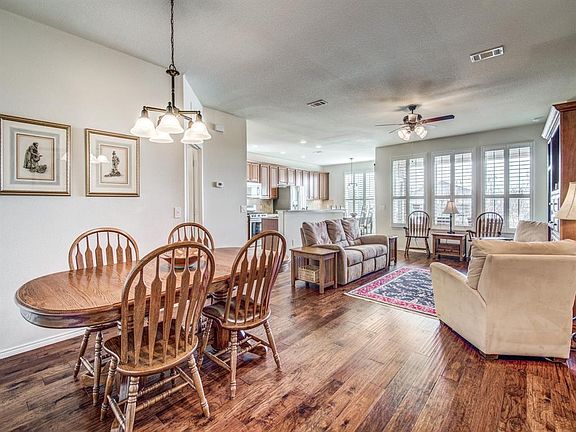 4th image of 6682 Dewees Ln
