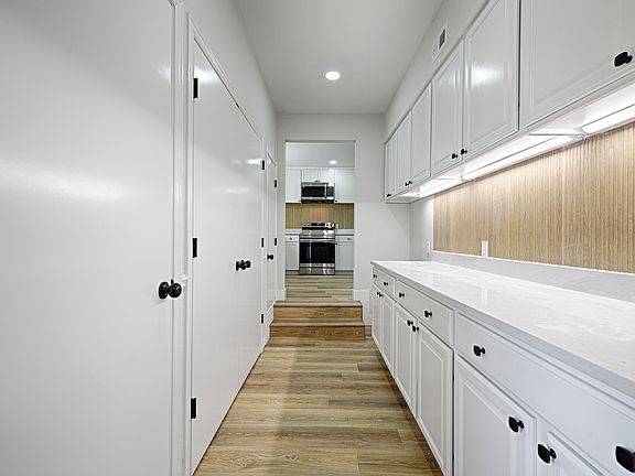 Butler's pantry