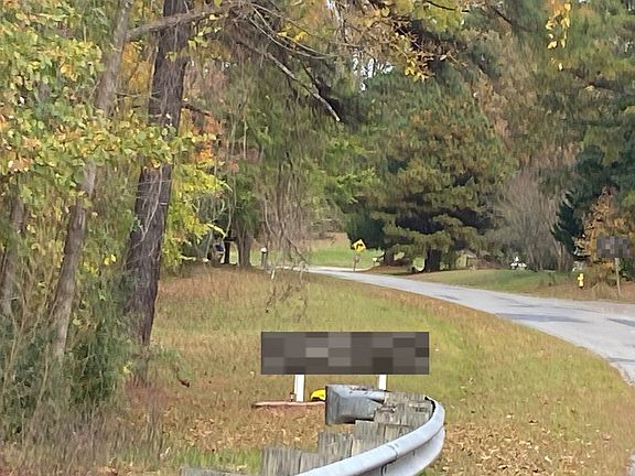 4th image of 6664 Holly Springs Dr