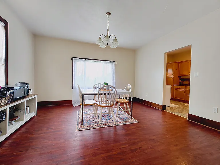 718 Montour St — Photo 4