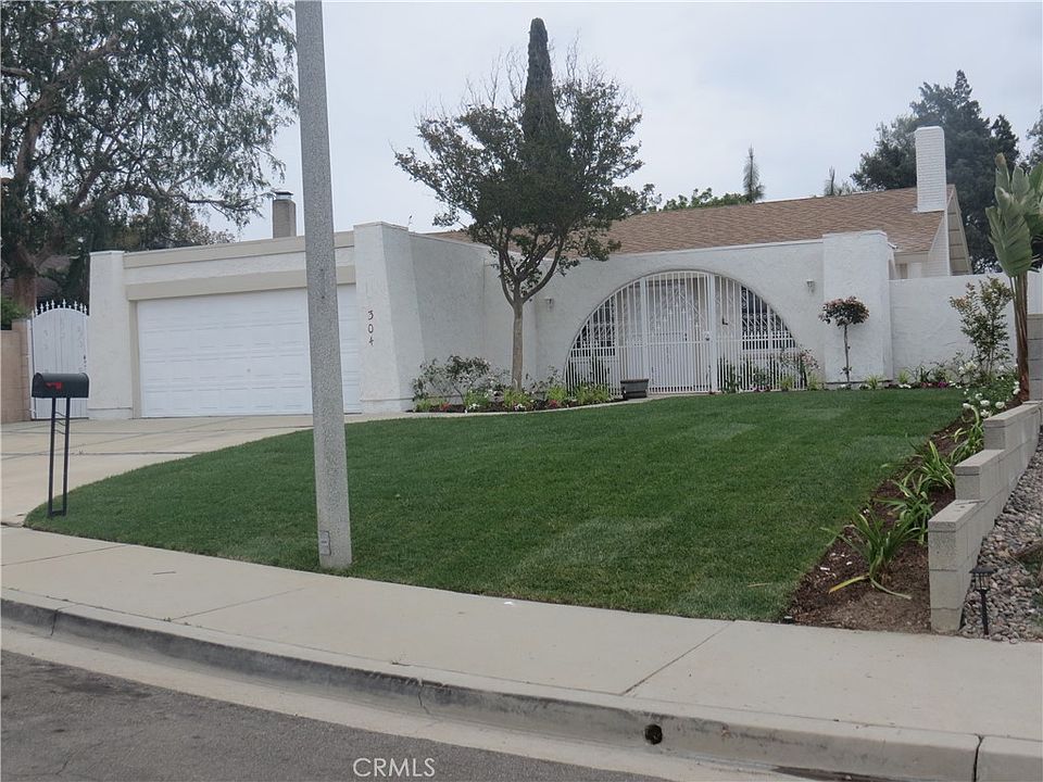 1st image of 304 Eagle Nest Dr
