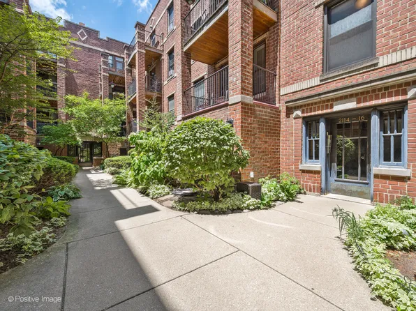 2116 N Seminary Ave APT 28, Chicago, IL 60614