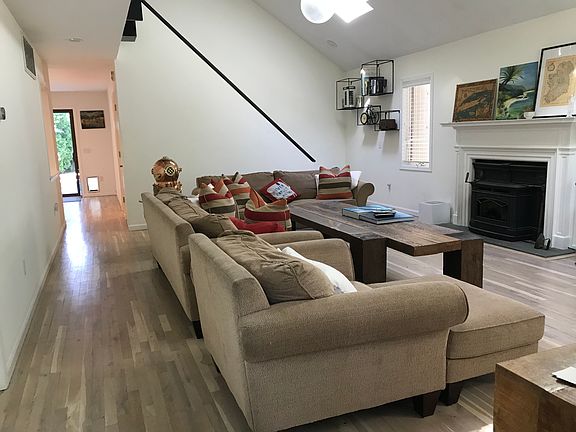4th image of 76 Sycamore Dr