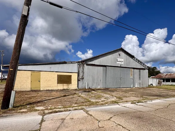 205 2nd St, Morgan City, LA 70380